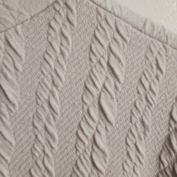 BoohooMAN Beige Cable Knit Textured T Shirt Mens M Short Sleeve Y2K Streetwear - Picture 5 of 10